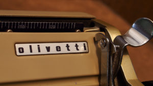 Olivetti Lexikon 80E Paper Table